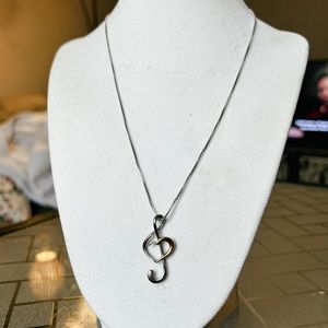 Musical Necklace - fine jewelry. NWOT